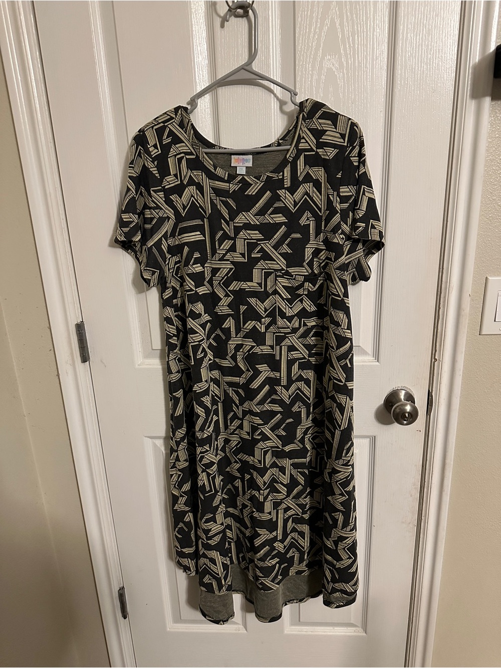 LuLaRoe Dark Grey Midi Dress with Cream Geometric Print
